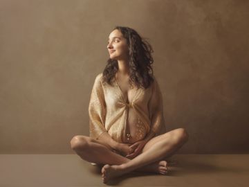 Bonsoir à tous,

Une séance photo dorée pour ce joli couple dans l'attente de leur trésor...💛🤎

 Un grand Merci à chacune des familles qui m'accorde leur...